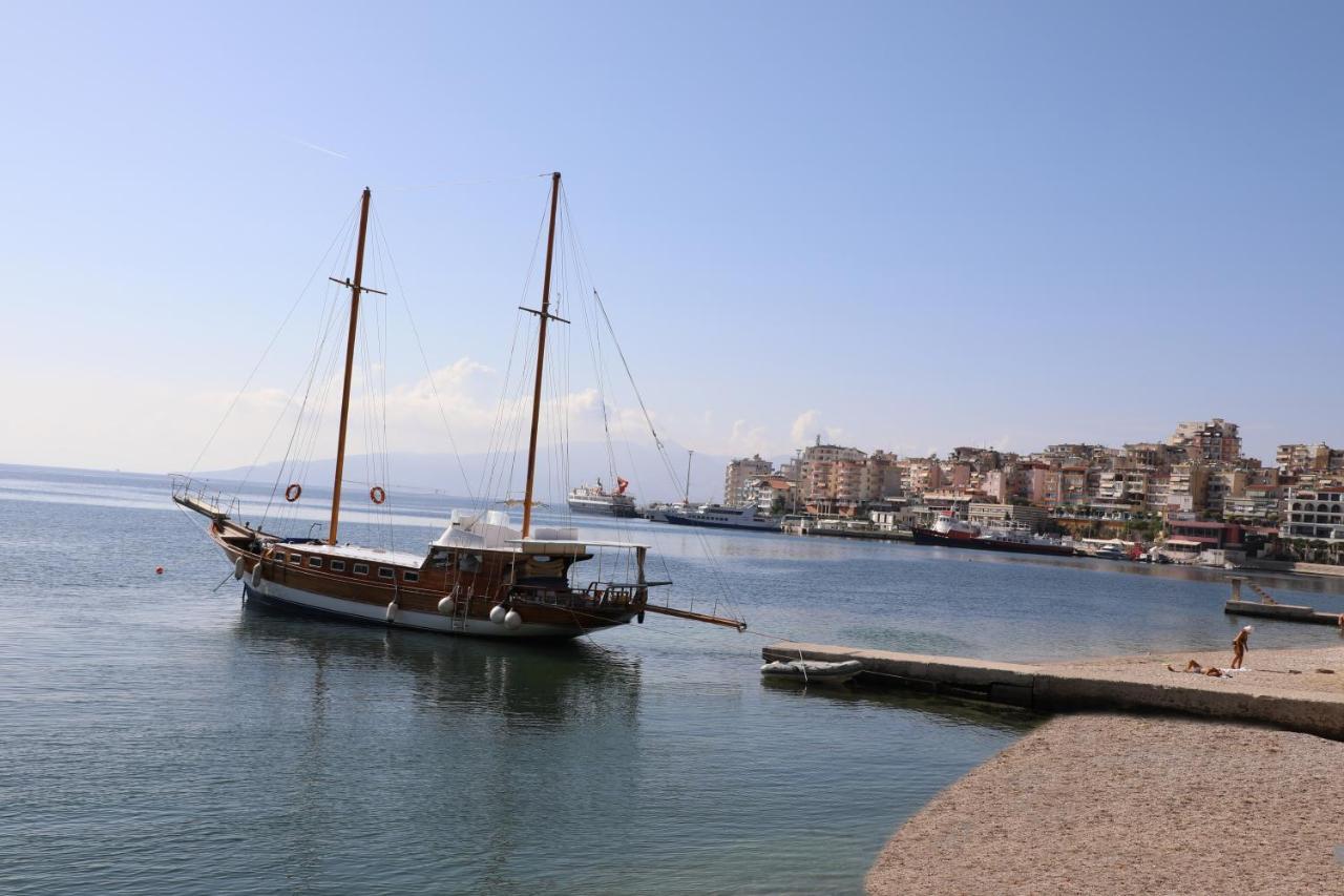 Luxury Seafront Apartments Σαράντα Εξωτερικό φωτογραφία