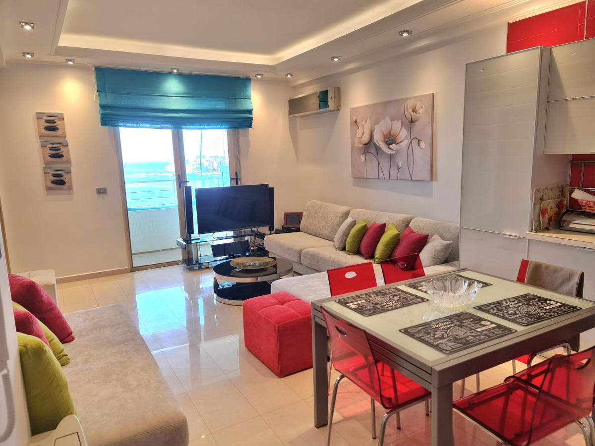 Luxury Seafront Apartments Σαράντα Εξωτερικό φωτογραφία