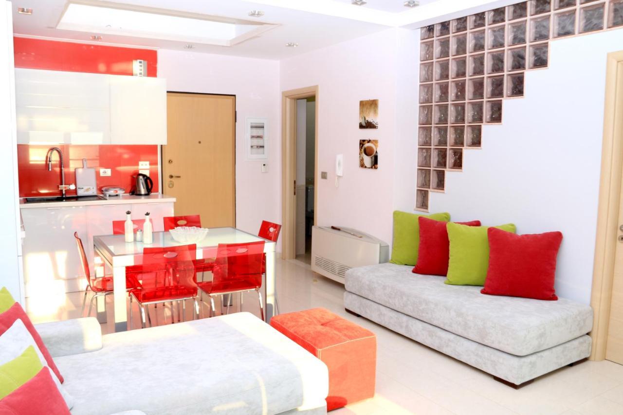 Luxury Seafront Apartments Σαράντα Εξωτερικό φωτογραφία